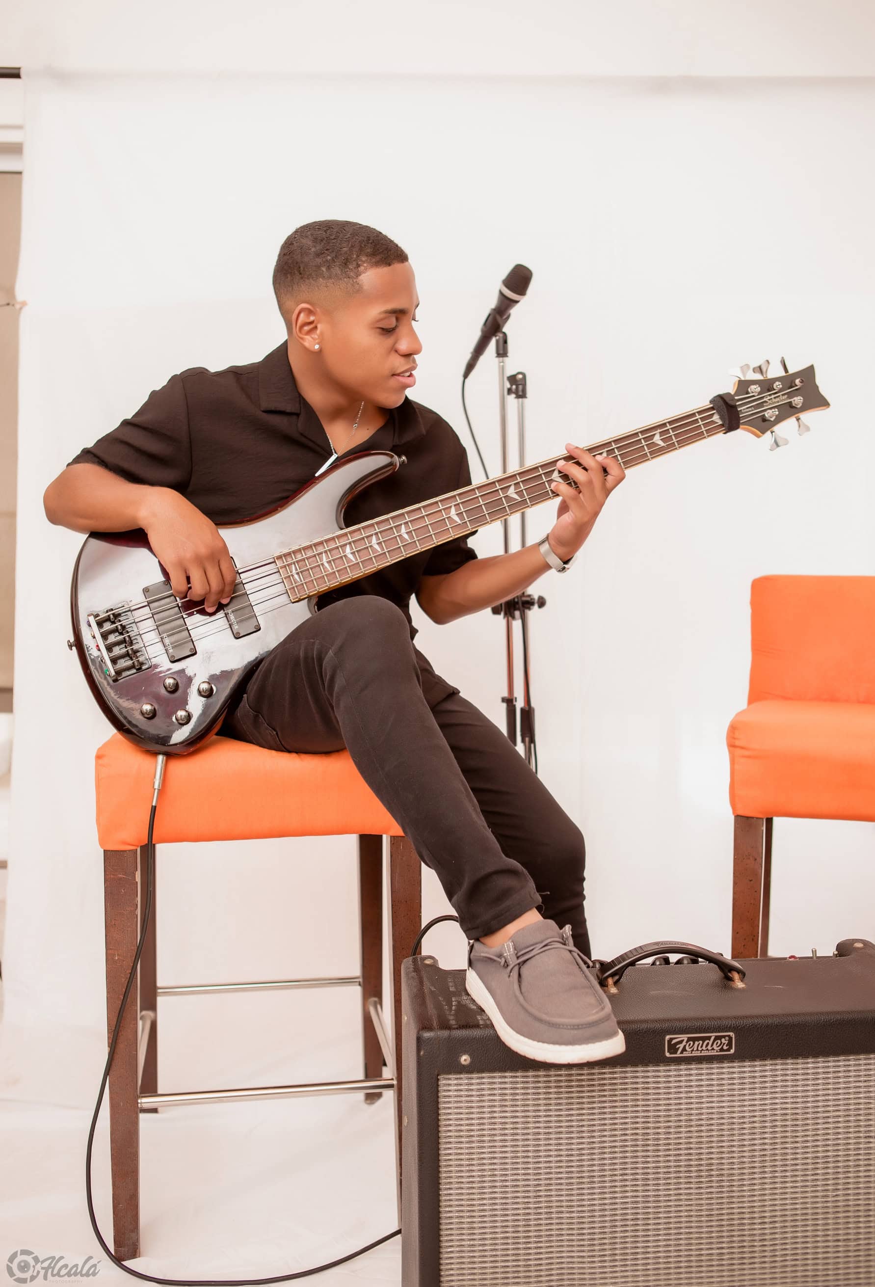 Josias Brito - Vocalista de la banda Owen